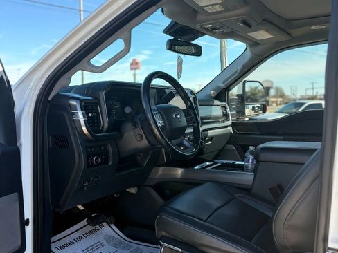 Used 2023 Ford F350 Lariat w/ Lariat Ultimate Package image 7