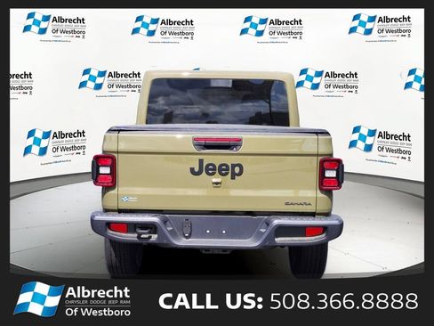 New 2026 Jeep Gladiator Sport AWD/4WD image 4