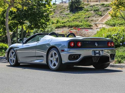 Used 2004 Ferrari 360 Spider RWD image 5