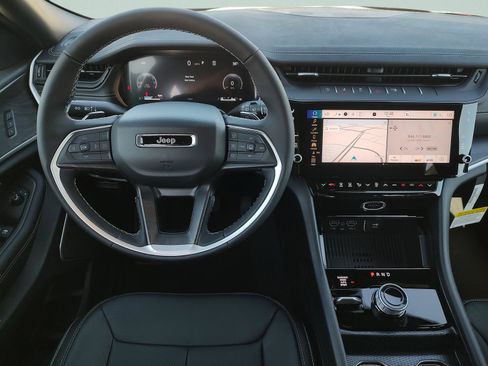 New 2026 Jeep Grand Cherokee Limited Reserve image 10