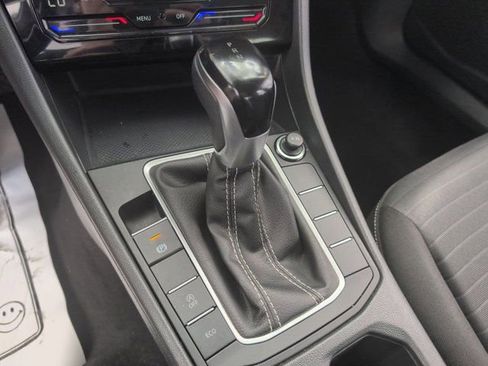 Used 2025 Volkswagen Jetta S FWD image 19