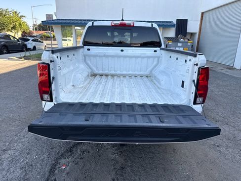 Used 2023 Chevrolet Colorado W/T w/ Advanced Trailering Package AWD/4WD image 23