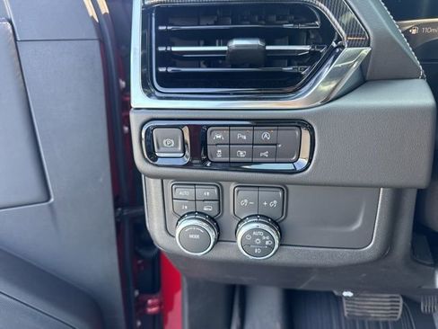 New 2026 GMC Yukon XL Elevation w/ LPO, Floor Liner Package AWD/4WD image 13