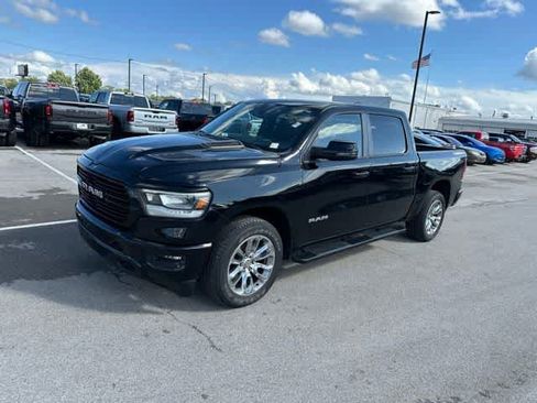 Used 2023 RAM 1500 Laramie AWD/4WD image 14