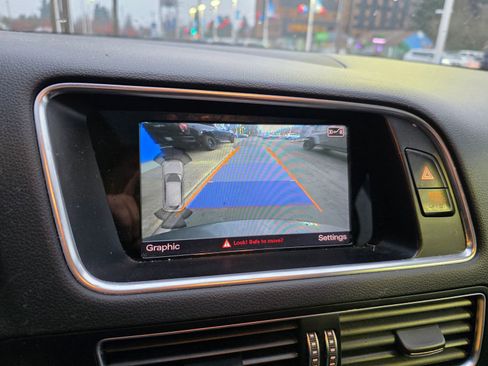 Used 2015 Audi Q5 TDI Premium Plus w/ Technology Package image 18