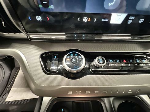 New 2025 Ford Expedition Max Active image 21