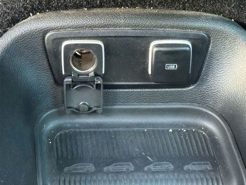 Used 2018 Chrysler Pacifica Touring Plus w/ S Appearance Package image 30