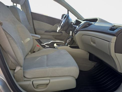 Used 2012 Honda Civic LX image 17