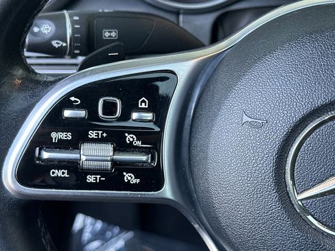 Used 2019 Mercedes-Benz C 300 Sedan image 27