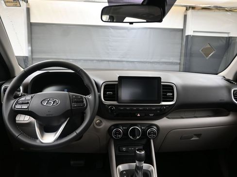 New 2026 Hyundai Venue SEL image 22