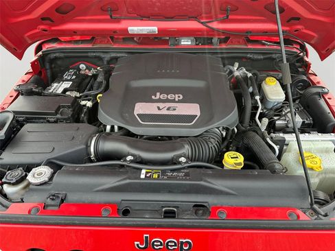 Used 2017 Jeep Wrangler Unlimited Sport w/ Connectivity Group image 9