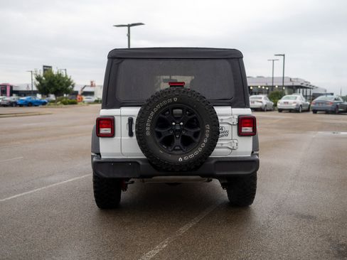 Used 2021 Jeep Wrangler Unlimited Sport image 23