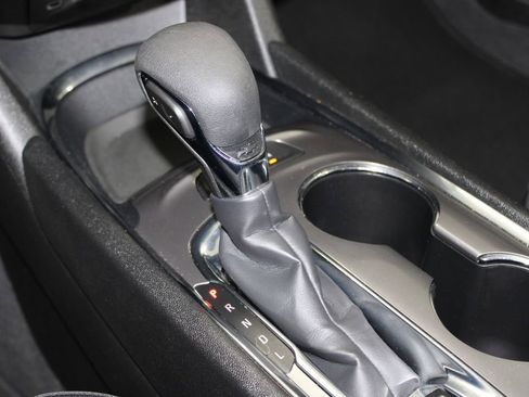 Used 2024 Chevrolet Malibu LT image 45