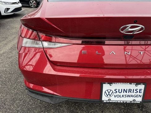 Used 2023 Hyundai Elantra SEL w/ Convenience Package image 33
