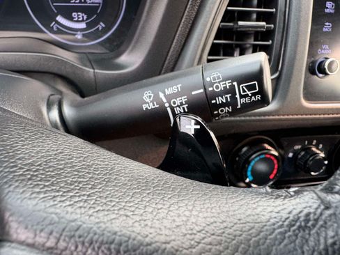 Used 2022 Honda HR-V Sport image 31