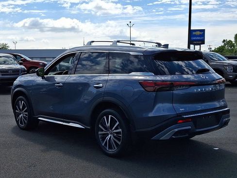 Used 2023 INFINITI QX60 Sensory w/ Vision Package AWD/4WD image 4