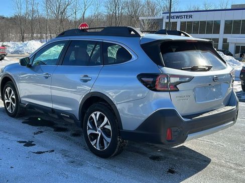 Used 2020 Subaru Outback Limited image 8