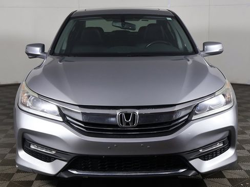 Used 2017 Honda Accord EX-L image 8