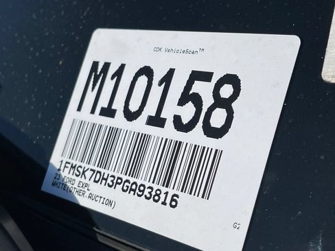 Used 2023 Ford Explorer XLT w/ Equipment Group 202A RWD image 14