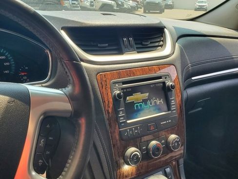 Used 2014 Chevrolet Traverse LT w/ All-Star Edition image 17
