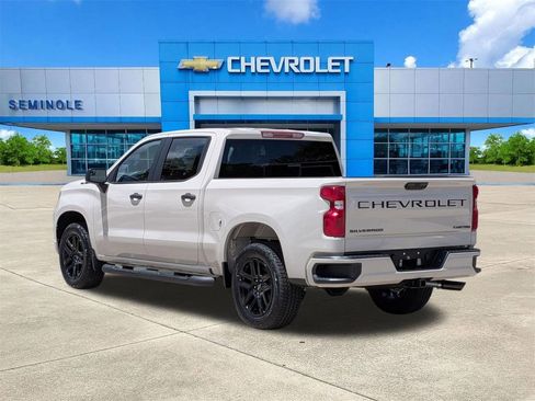New 2026 Chevrolet Silverado 1500 Custom RWD image 3
