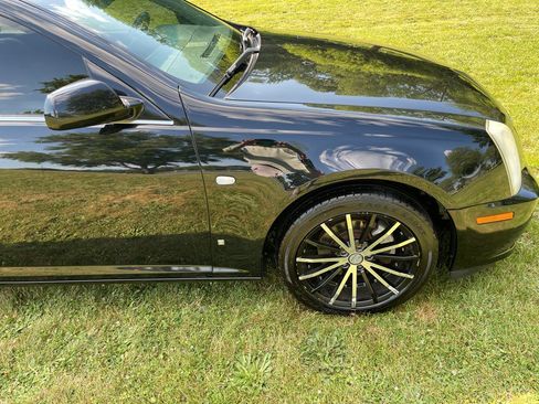 Used 2006 Cadillac STS V8 w/ Preferred Equipment Group RWD image 27