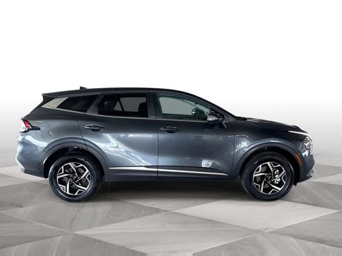 Used 2025 Kia Sportage LX AWD/4WD image 9