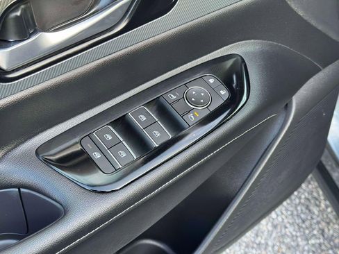 Certified 2025 Nissan Murano SL AWD/4WD image 17