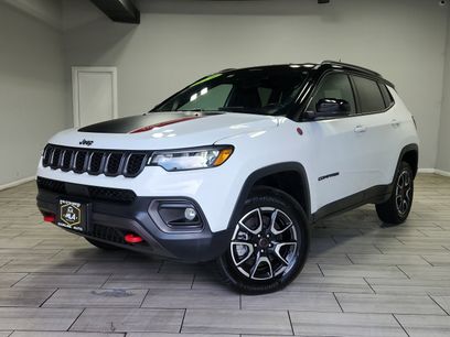 Used 2025 Jeep Compass Trailhawk