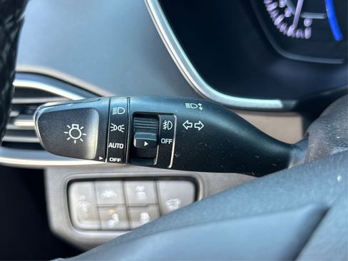 Used 2019 Hyundai Santa Fe AWD image 34