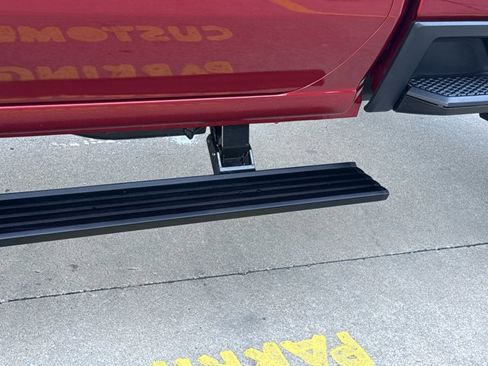 Used 2024 GMC Sierra 2500 AT4 w/ AT4 Premium Plus Package image 13