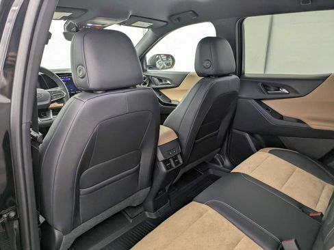 New 2026 Chevrolet Equinox ACTIV w/ Convenience Package III AWD/4WD image 18