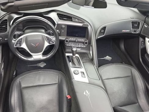 Used 2017 Chevrolet Corvette Stingray Coupe RWD image 13