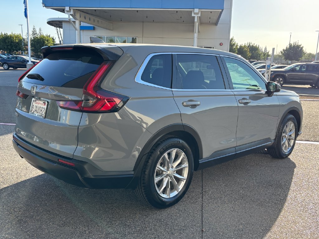 Used 2024 Honda CR-V EX image 4