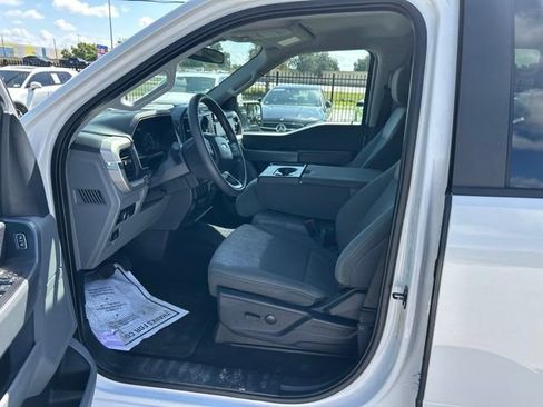 Used 2023 Ford F150 XLT w/ Trailer Tow Package AWD/4WD image 6