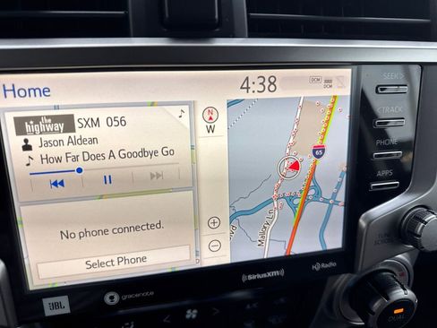 Used 2020 Toyota 4Runner Limited image 19