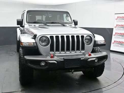 Used 2023 Jeep Gladiator Rubicon w/ Cold Weather Group image 3