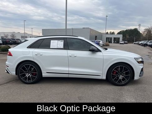 Used 2023 Audi SQ8 Prestige w/ Prestige Package image 4