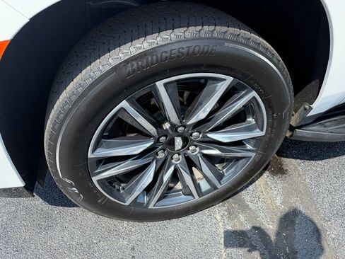 Used 2022 Cadillac Escalade ESV Sport image 10