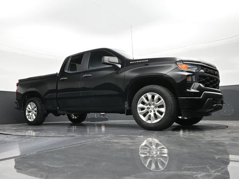 Used 2023 Chevrolet Silverado 1500 Custom RWD image 26