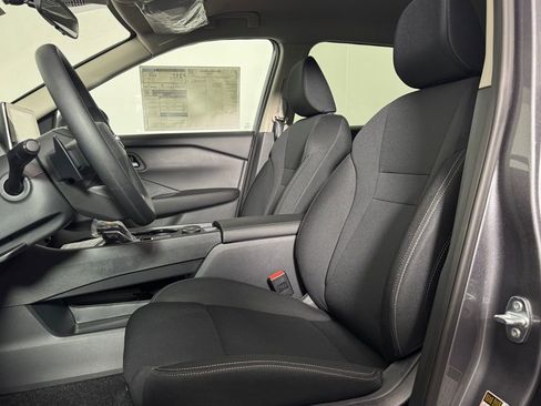 New 2026 Nissan Rogue S image 16