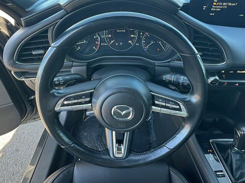 Used 2023 MAZDA MAZDA3 s image 18