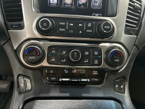 Used 2015 Chevrolet Suburban LT AWD/4WD image 58
