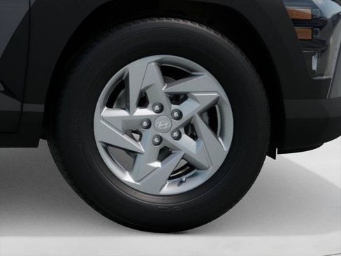 New 2026 Hyundai Kona SE FWD image 8