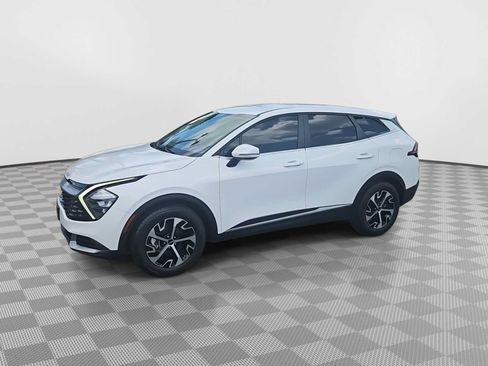 Used 2023 Kia Sportage EX FWD image 4