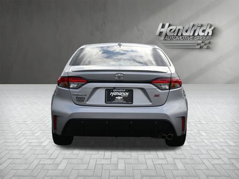 Used 2024 Toyota Corolla SE image 9