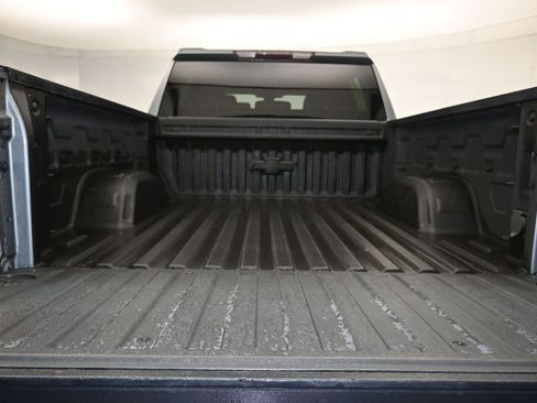 Used 2022 Chevrolet Silverado 1500 Custom Trail Boss w/ Safety Confidence Package AWD/4WD image 24