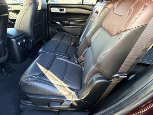 Certified 2022 Ford Explorer Platinum w/ Equipment Group 601A image 22