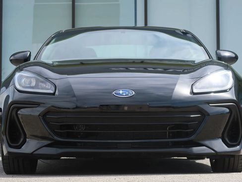 Used 2023 Subaru BRZ Limited RWD image 3
