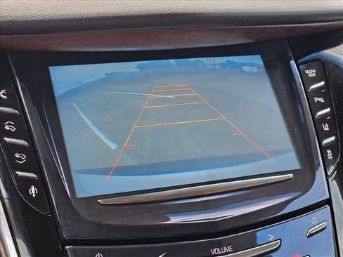 Used 2015 Cadillac Escalade Premium image 13